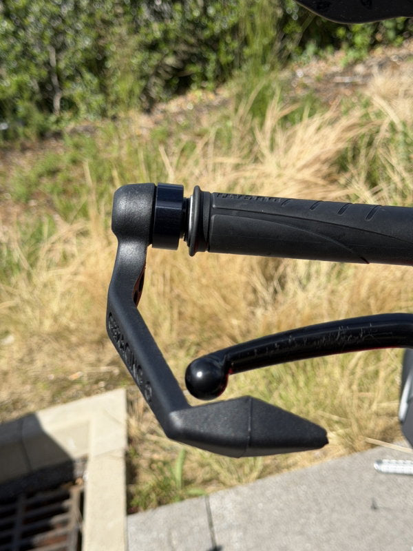 BLG-14-S10-B2-A160-GBR Brake Lever Guard