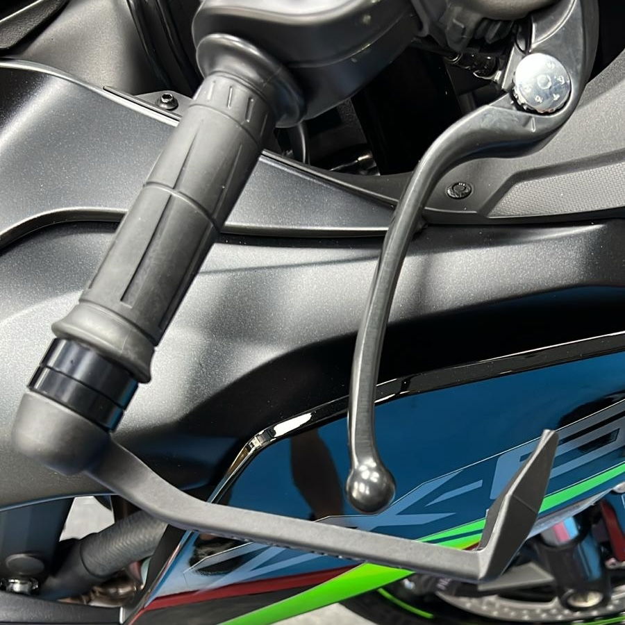 BLG-M8-S5-B5-R6-A160-GBR GBRacing Brake Lever Guard