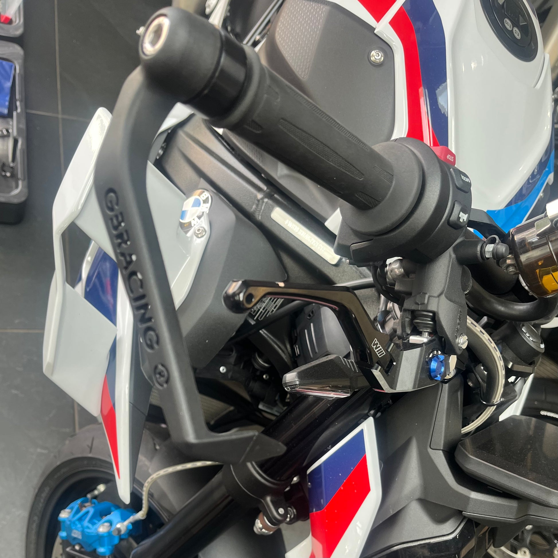 BLG M1000R 2023-25