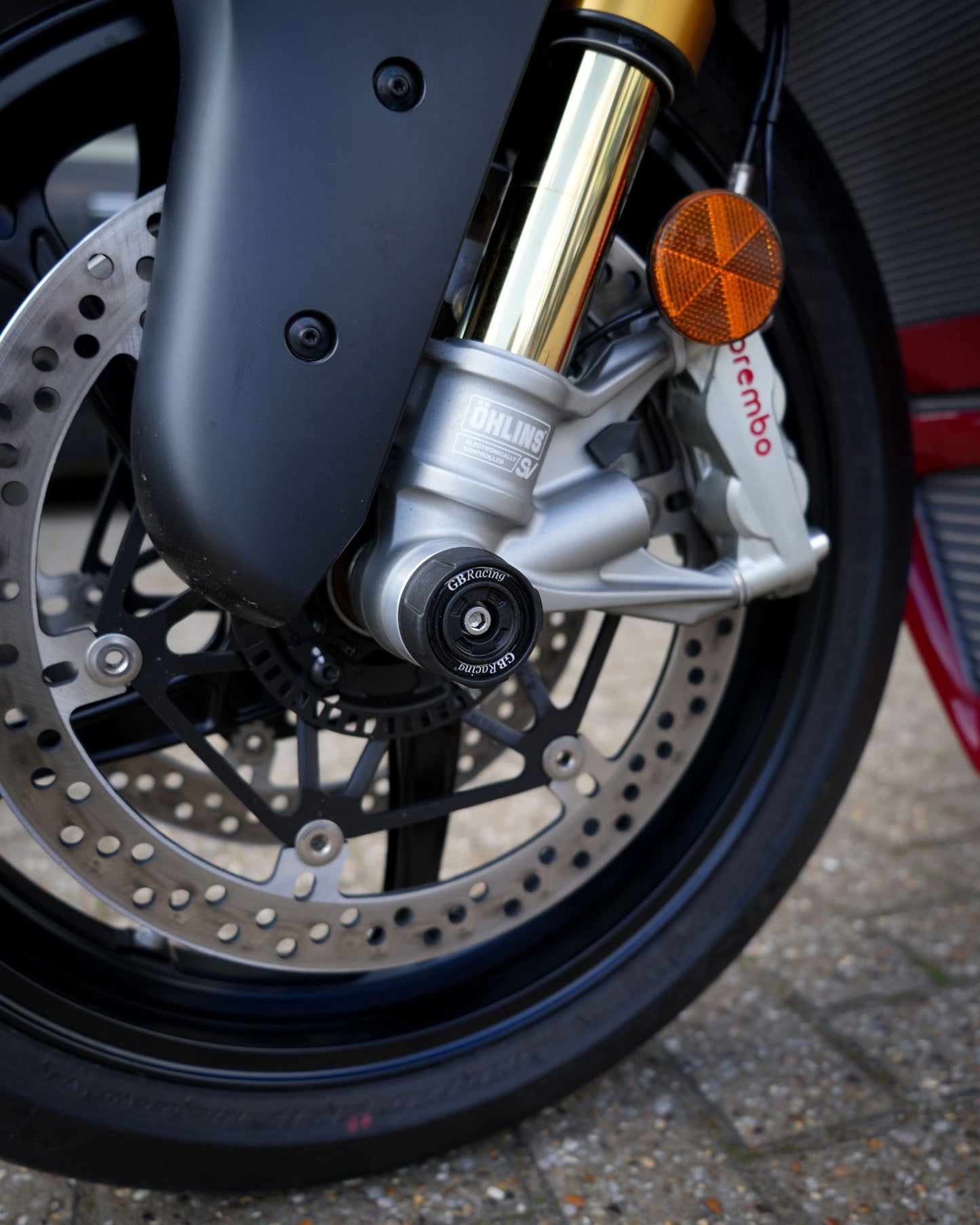 Ducati Panigale V4 S 2025 GBRacing  Spindle Protectors
