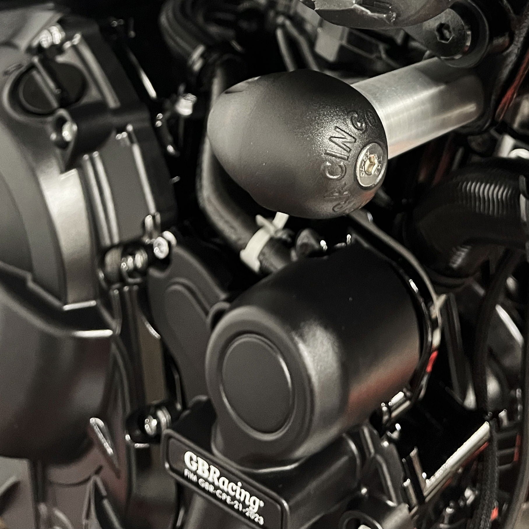 FS-GSX-8S-M3-RHS-S GBRacing Bullet Frame Sliders