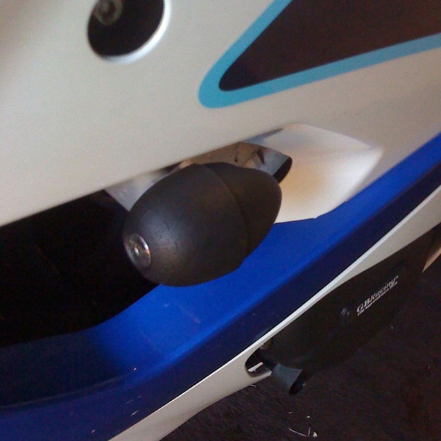 FS-GSXR1000-K5-LHS-R GBRacing Bullet Frame Sliders Suzuki