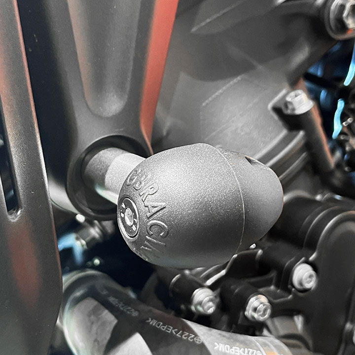 FS-XSR900-2022-LHS-S GBRacing Bullet Frame Sliders Yamaha