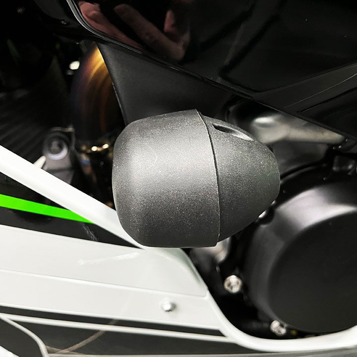 FS-ZX10-2011-XL GBRacing XL Bullet Frame Sliders Kawasaki