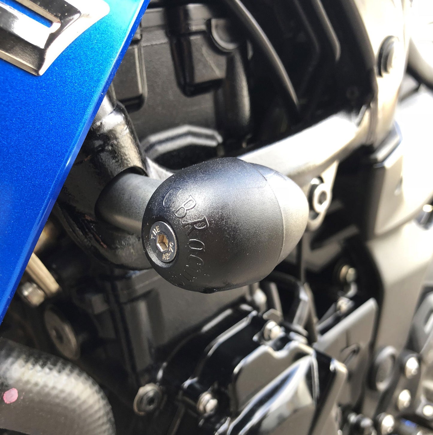 GBRacing Engine Protection Bullet Frame Slider Suzuki GSXS750