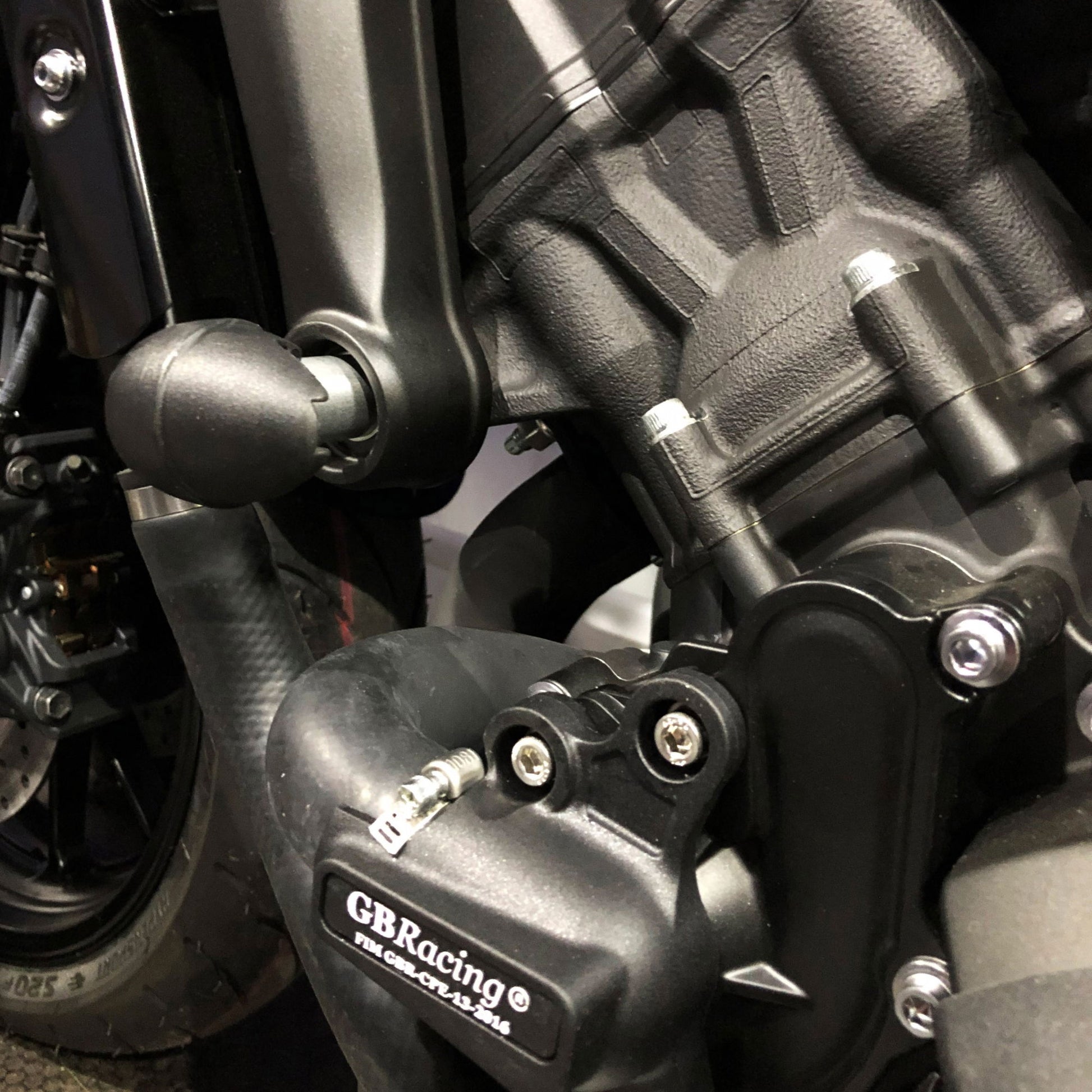 GBRacing XSR900 2015 Bullet Frame Slider