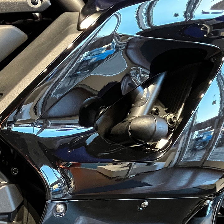 GBRacing YZF R7 Bullet Frame Slider