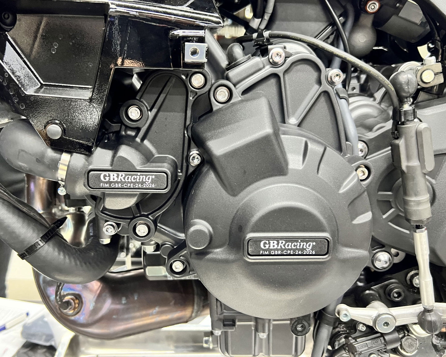 Yamaha YZF R9 2025 Alternator and Water Pump